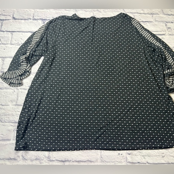 Anthropologie Rose & Olive Gray/White Polka Dot Top. 3/4 Length Sleeve. Size 2X - Picture 8 of 8